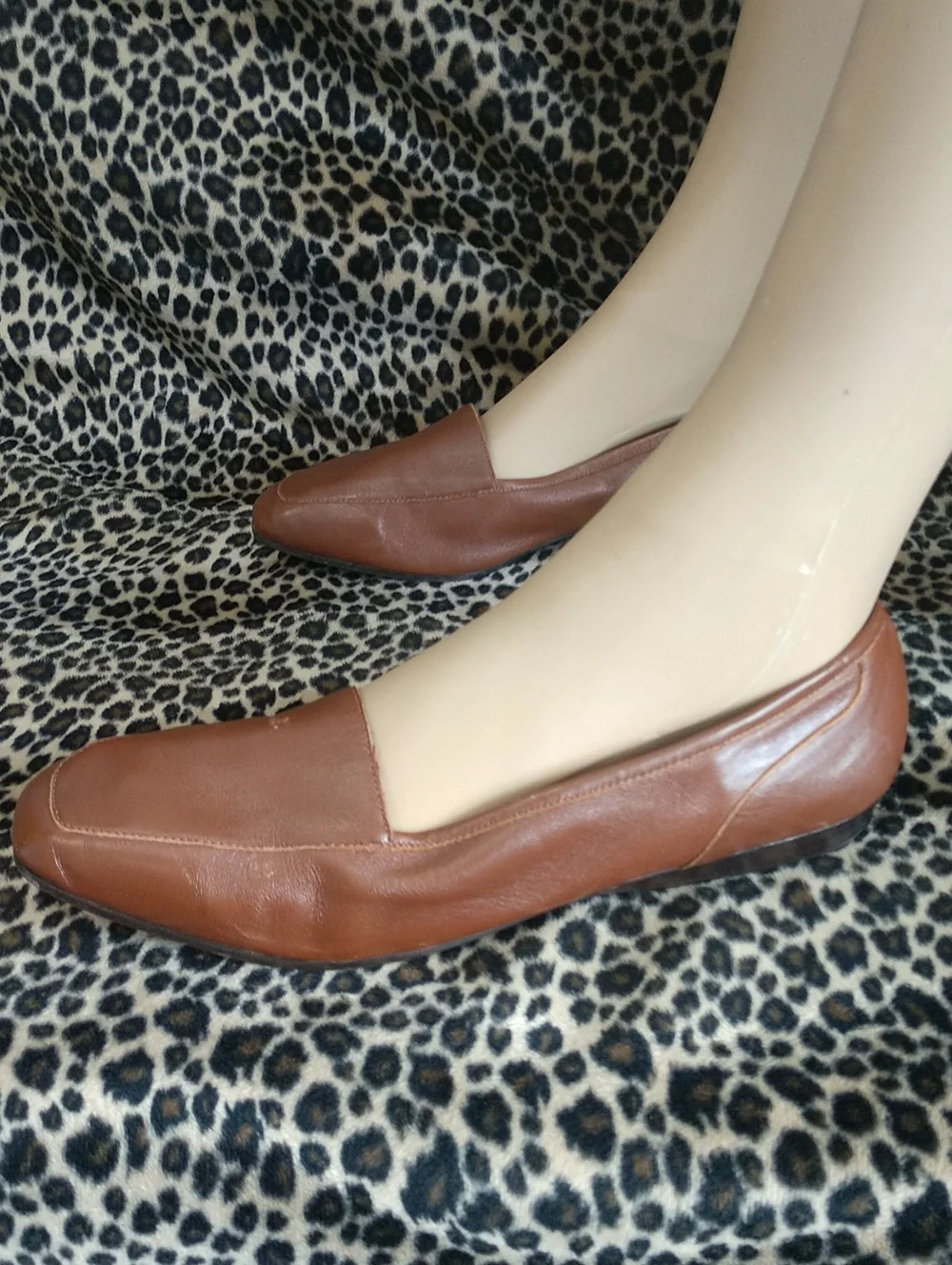 Liz Claiborne Cognac Leather Slip-On Loafers
